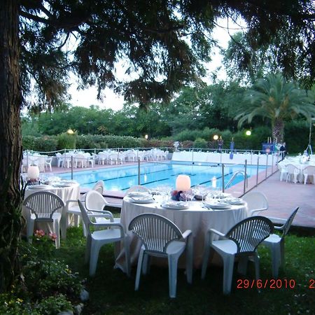 Hotel Garden Terni Kültér fotó