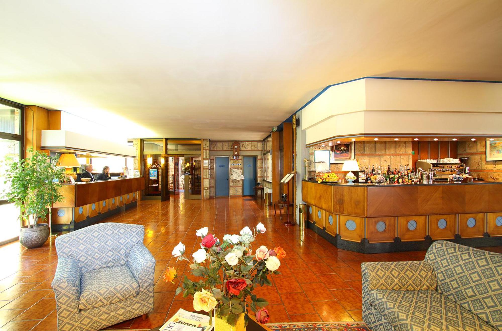 Hotel Garden Terni Kültér fotó